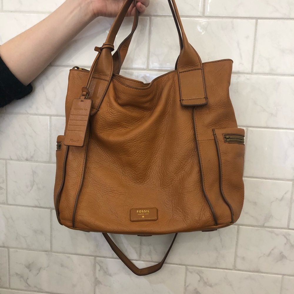Leather fossil purse